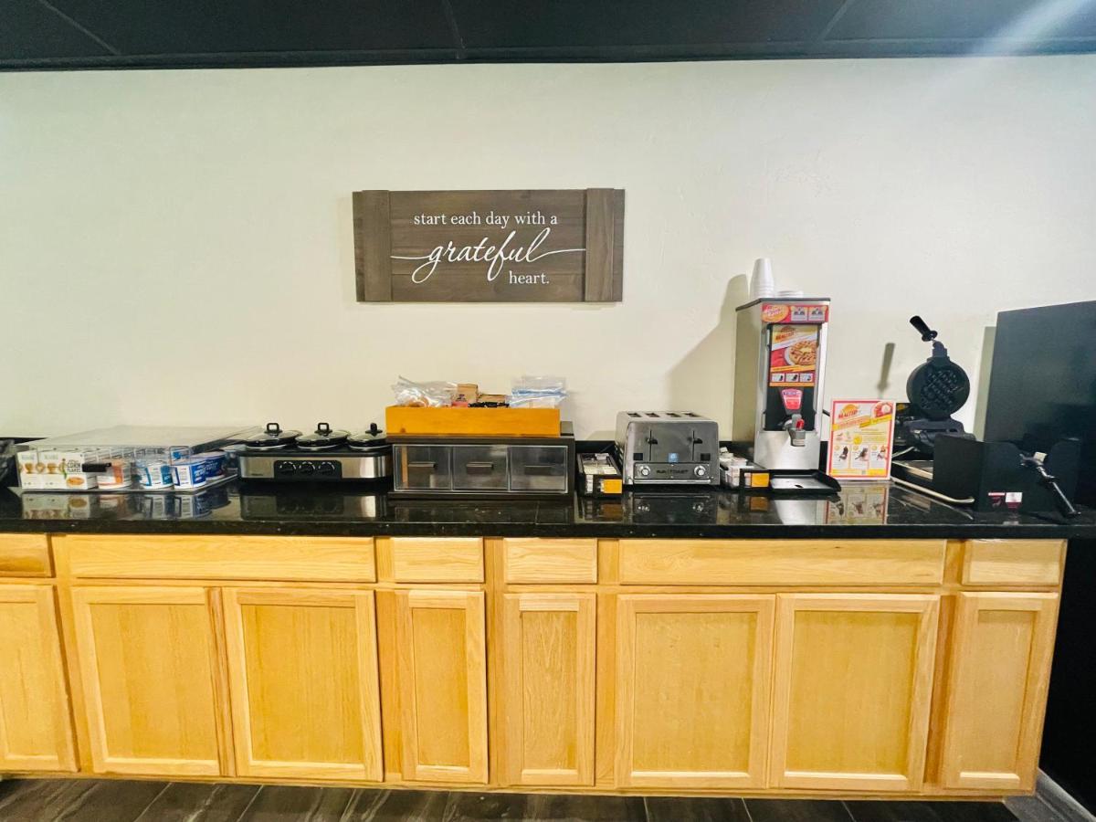FairBridge Inn&Suites Cuero Extérieur photo